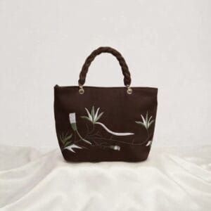 Stylish hand bag